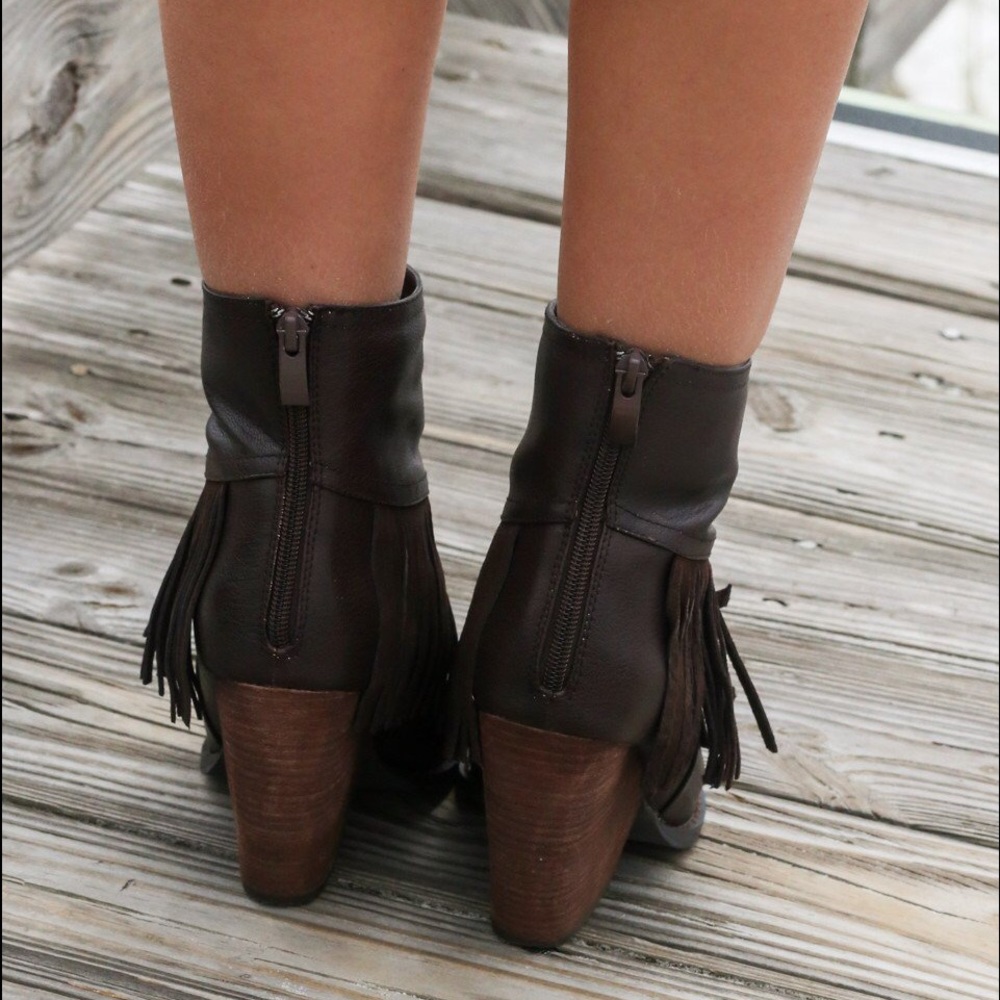 Brown Boho Chic Fringe Tapered Heel Ankle Booties - Picture 4 of 4