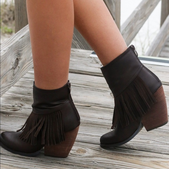 Brown Boho Chic Fringe Tapered Heel Ankle Booties - Picture 2 of 4