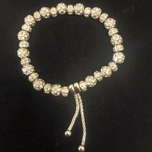 DRESS THE PART Bracelet