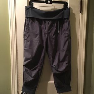 Lululemon Grey Cropped Studio Pant