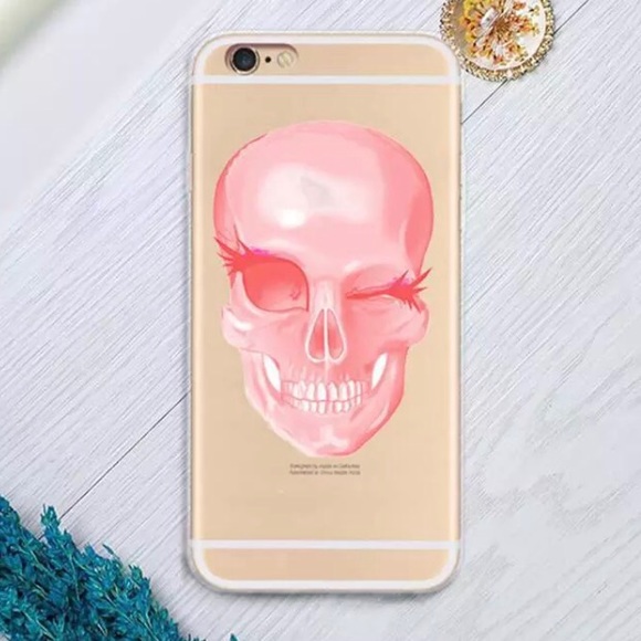 ⭐️SALE⭐️Skull iPhone 7+ Case - Picture 2 of 4