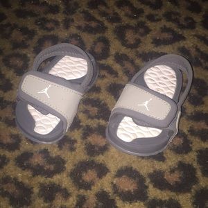 Jordan sandals size 3c