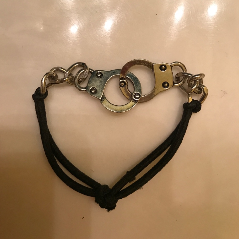 Handcuff bracelet - Picture 2 of 4