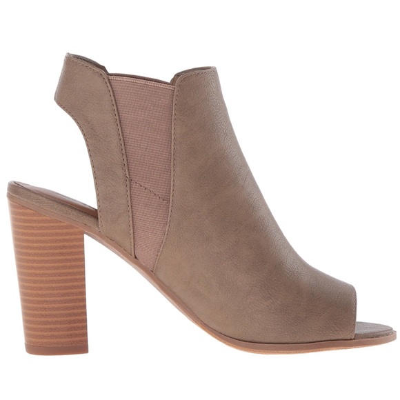 Chunky Heel Taupe Peep Toe Mule Heel Sandals - Picture 2 of 4