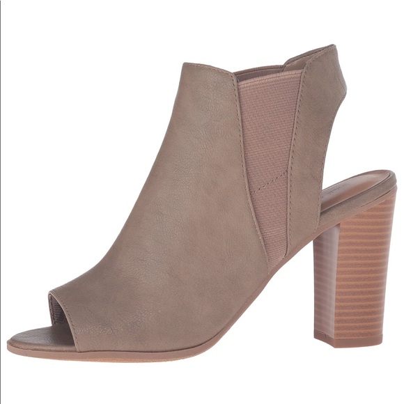 Chunky Heel Taupe Peep Toe Mule Heel Sandals - Picture 3 of 4