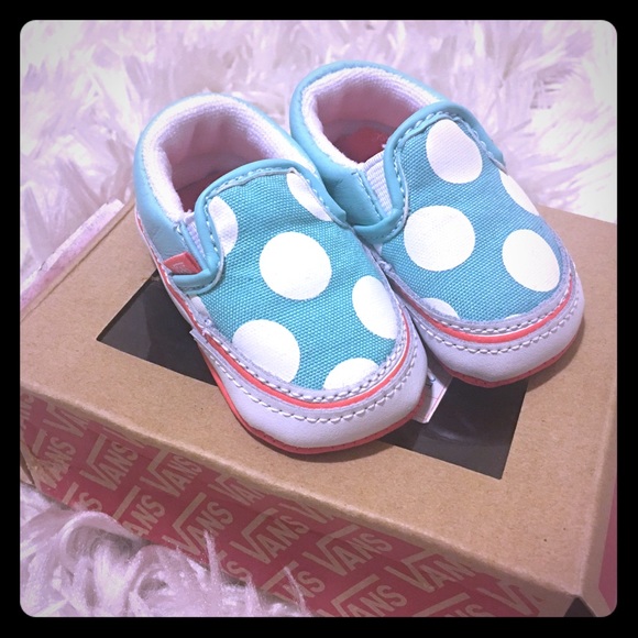 VANS poka dot crib shoes - Picture 1 of 2