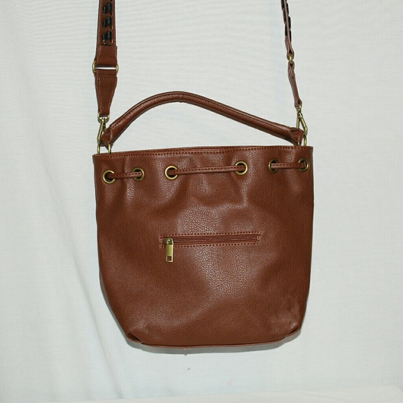 Carlos Libra Cross Body Drawstring Bag. - Picture 3 of 4