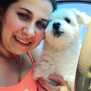 Meet your Posher, Ana