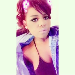 Meet your Posher, Deanna