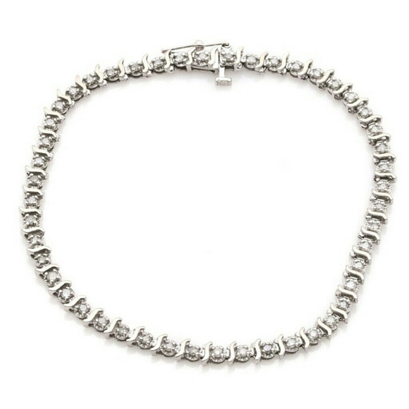 NATURAL DIAMOND & 10k white gold tennis bracelet - Picture 6 of 7