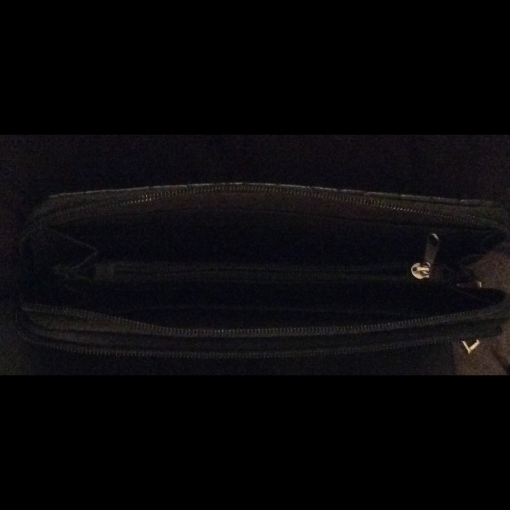 Wallet - Picture 2 of 4