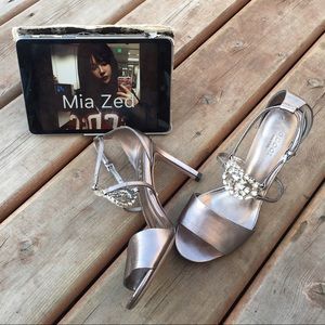 Gucci Crystal Metallic Leather Sandals Heels