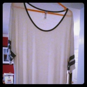 LuLaRoe Perfect T - 3XL in Cream