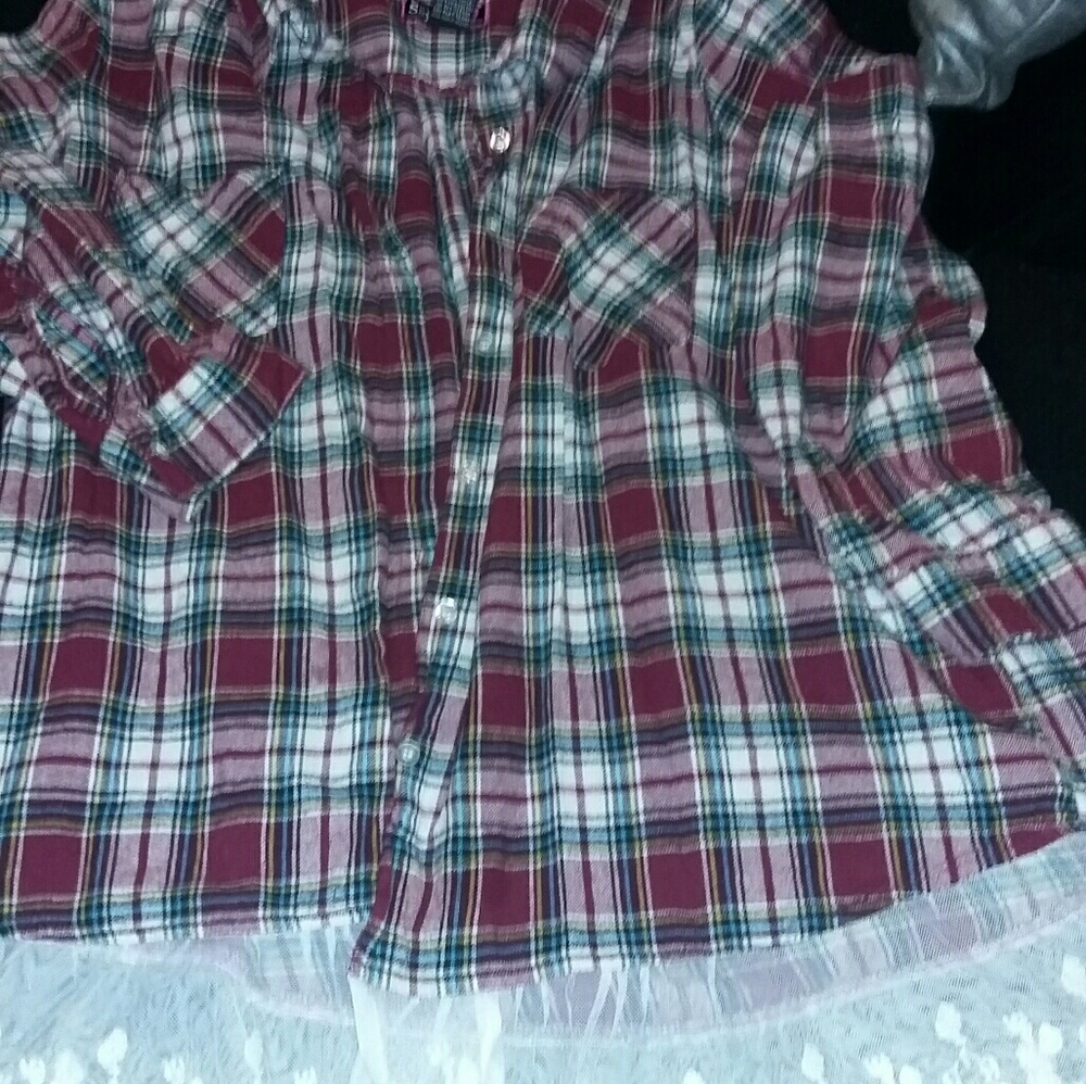 Flannel shirt with lace at the bottom