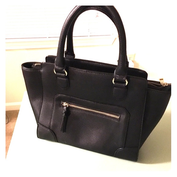 Forever 21 Handbags - Black purse - Forever 21 (I think?)
