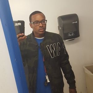 Meet your Posher, Maurice