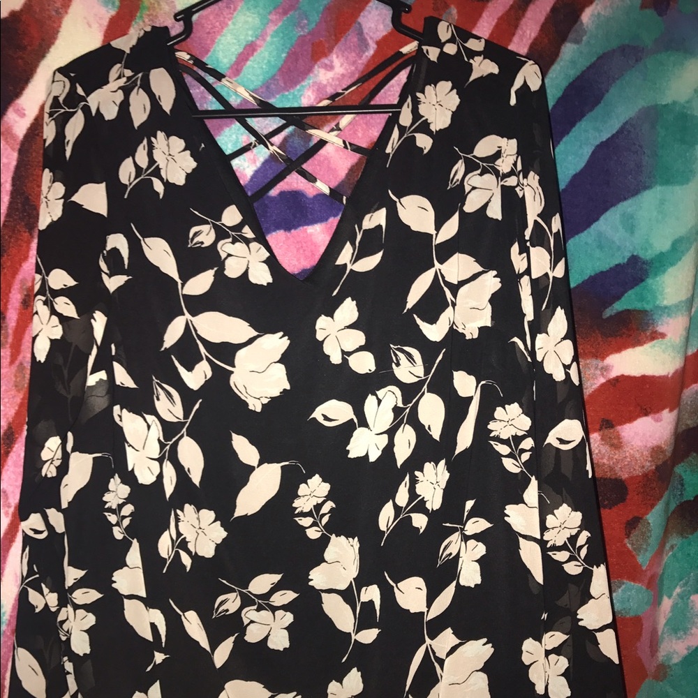 Flower pattern blouse