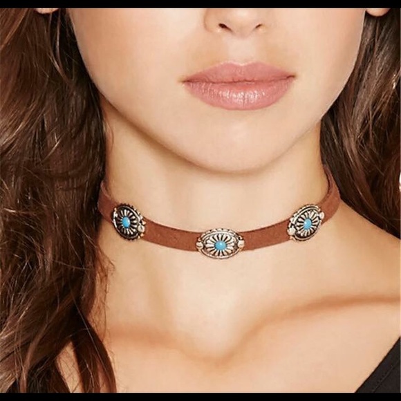 Choker - Picture 1 of 1