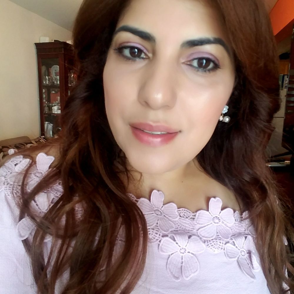 Meet your Posher, Leonarda