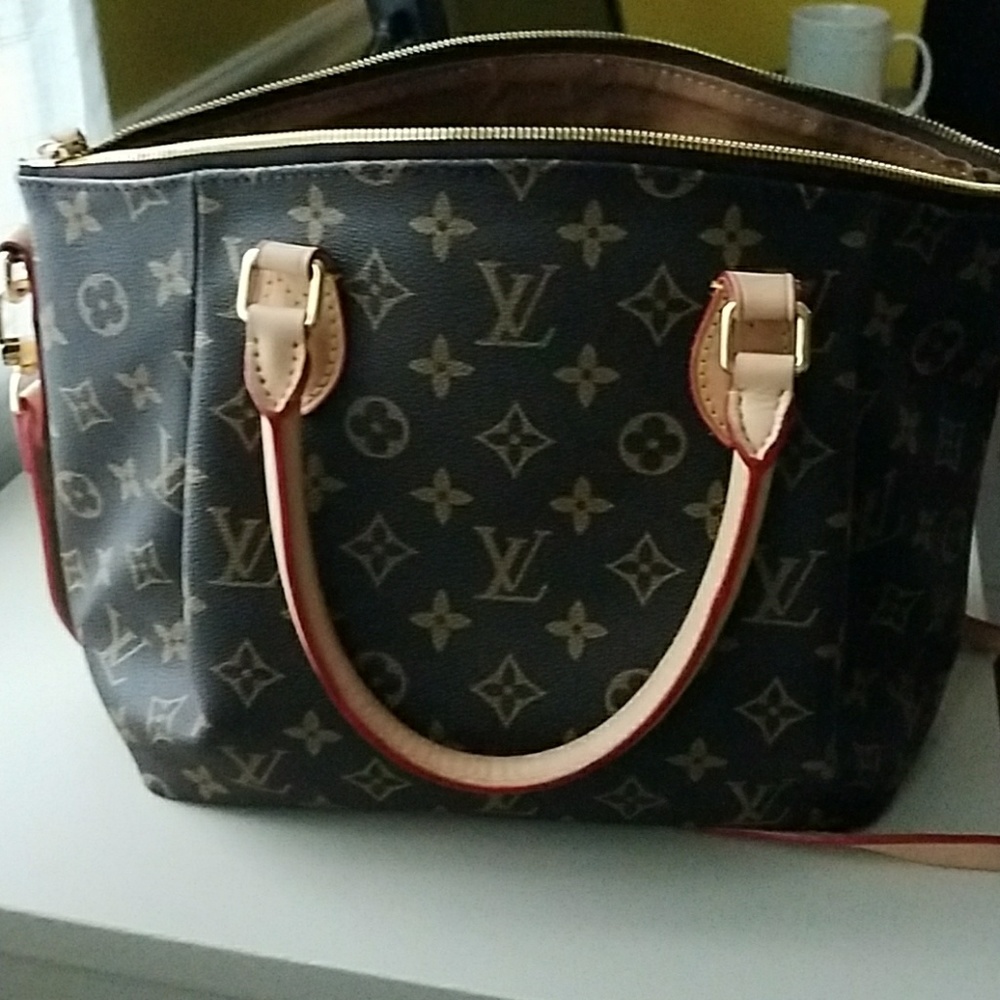 Meet your Posher, Norma