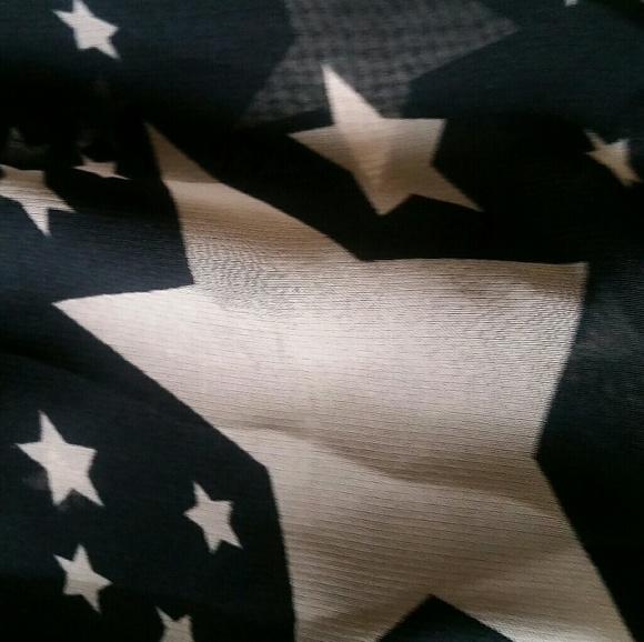 Tiered Ruffled Party Dress - Picture 4 of 4