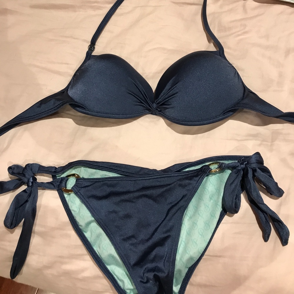 Victorias Secret Unforgettable Twist Plunge Bikini