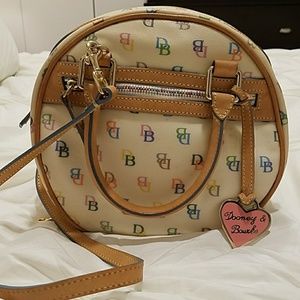 Dooney & Bourke