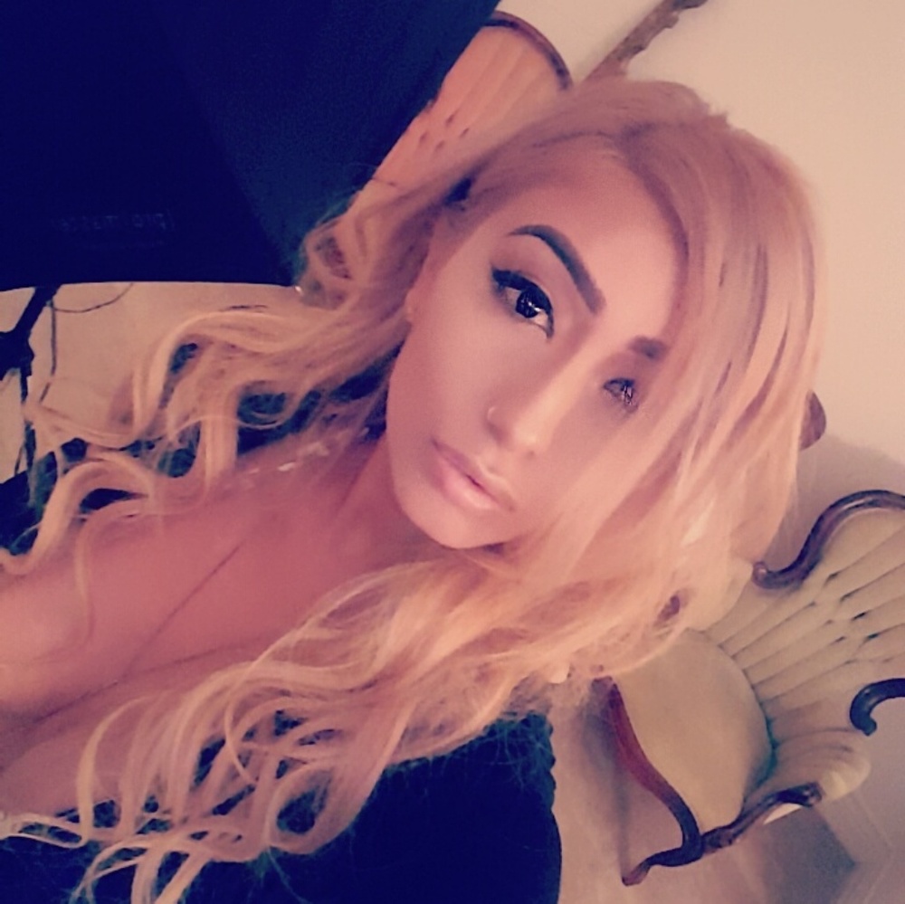 Meet your Posher, Cristina