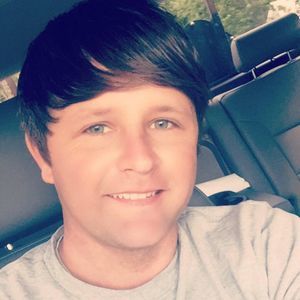 Meet your Posher, Joshua