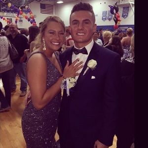 Meet your Posher, Grant