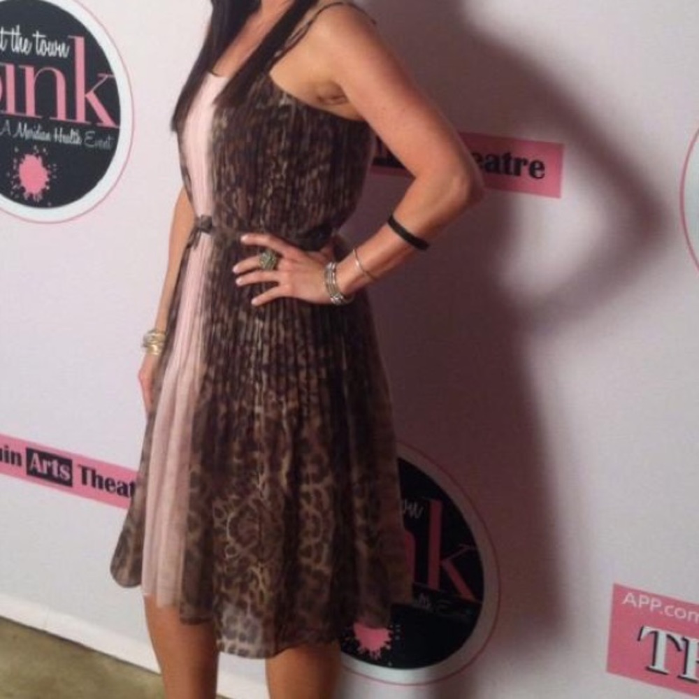 Pink & Leopard Beautiful Dress!! - Picture 6 of 6