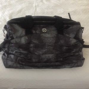 Lululemon workout bag
