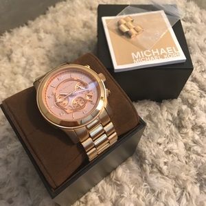 Michael Kors Rose Gold unisex watch
