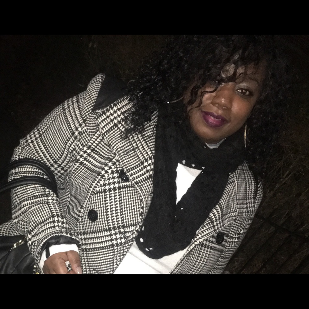 Meet your Posher, Lashawnda