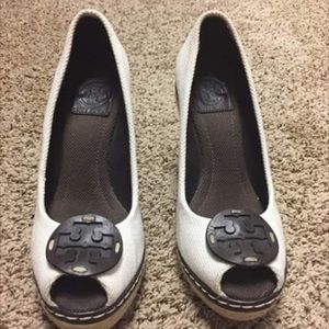 Tory Burch size 8 wedge espadrilles