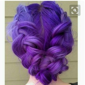 Meet your Posher, Candy