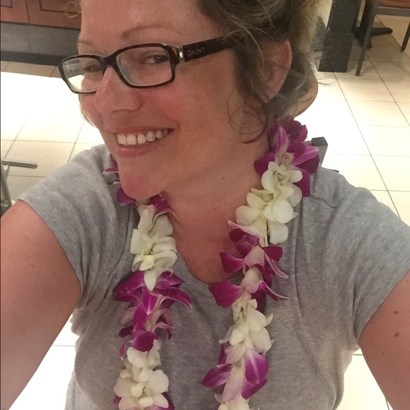 Meet your Posher, KaraπΊ - Picture 3 of 8