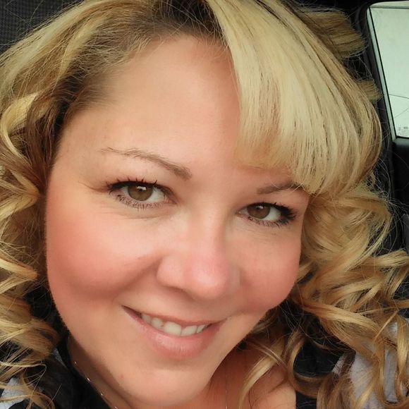 Meet your Posher, Kelly - Picture 1 of 1