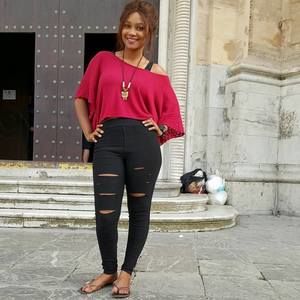 Meet your Posher, Evalina