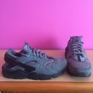 Nike Air Huarache Tech Fleece