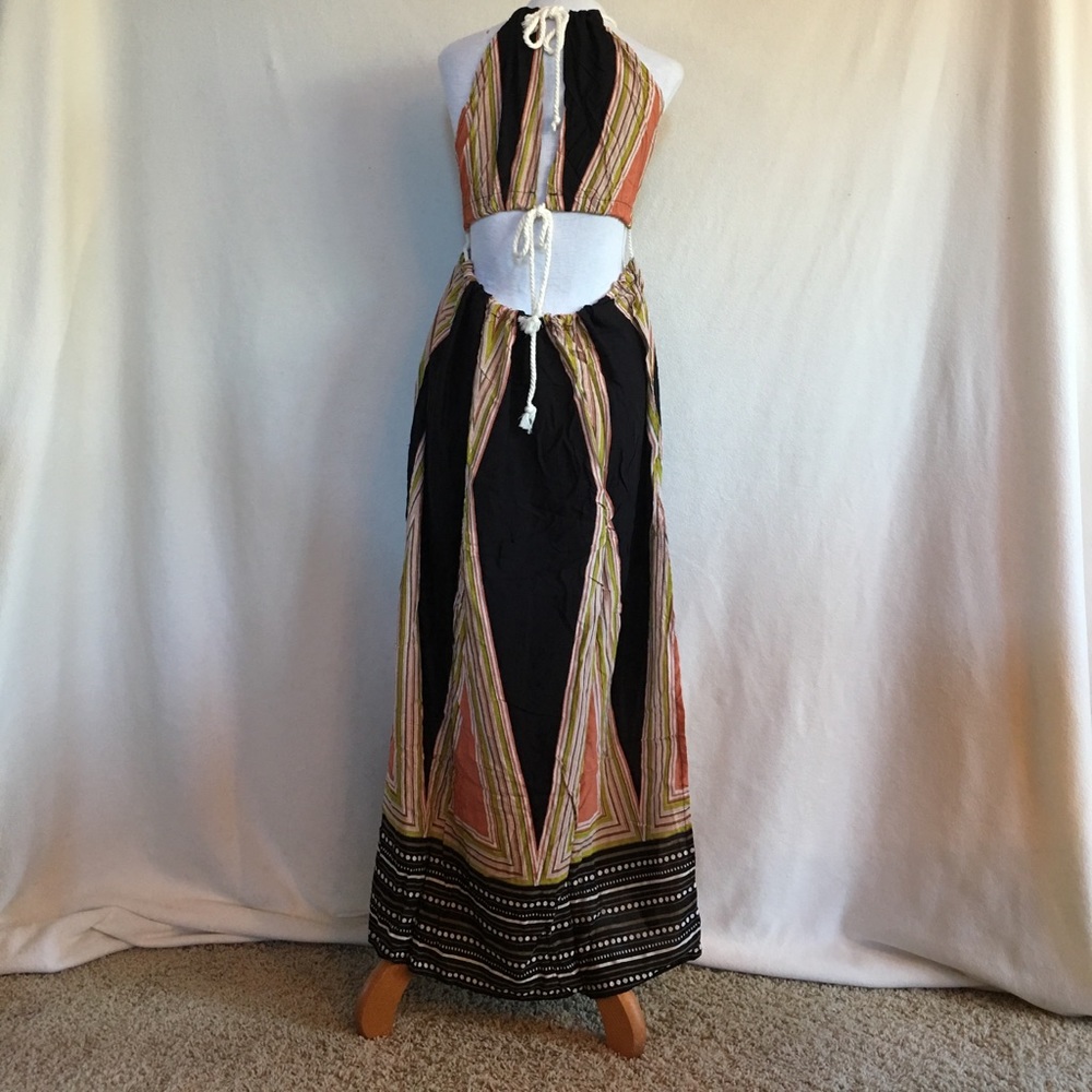 GORGEOUS SUNDRESS - Picture 3 of 3