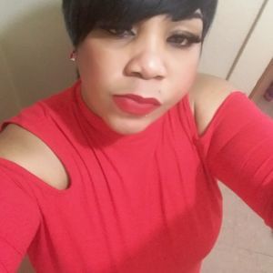 Meet your Posher, Lorna