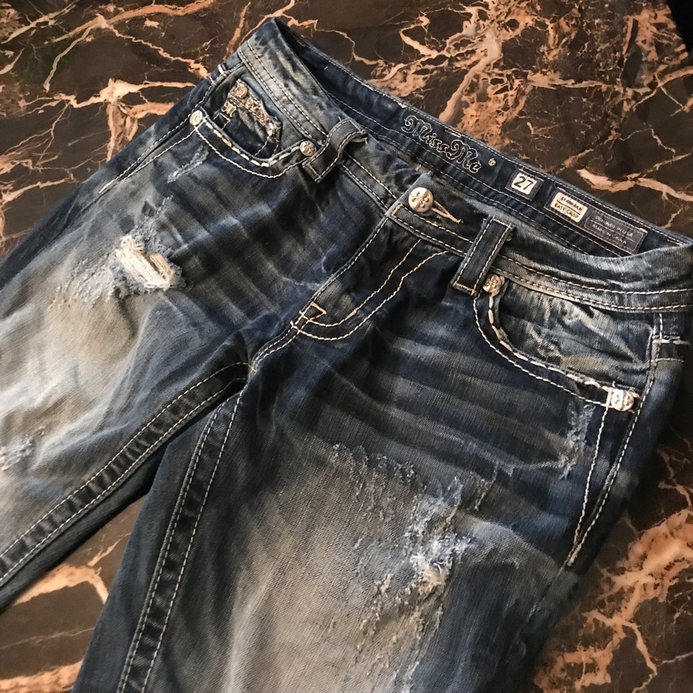 Like New Miss Me Easy Crop (SOLD)💋 - Picture 4 of 8