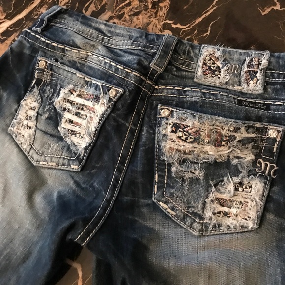 Like New Miss Me Easy Crop (SOLD)💋 - Picture 5 of 8