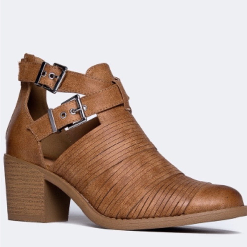 Strappy Western Booties