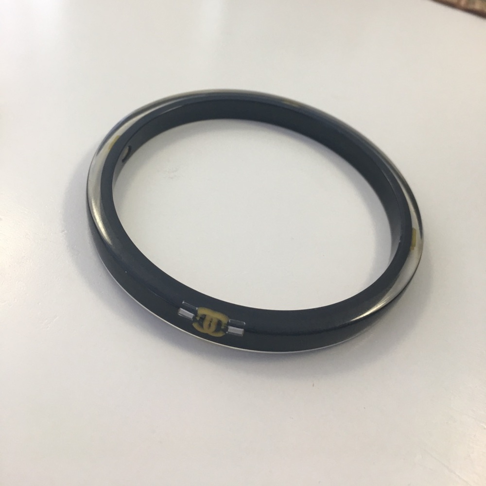 Stunning Chanel Bangle Set - Picture 3 of 4