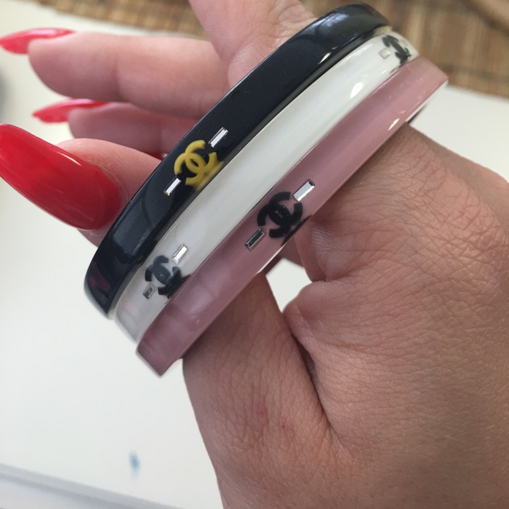 Stunning Chanel Bangle Set - Picture 4 of 4