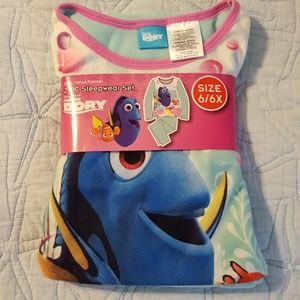 Finding Dory 2 piece pajamas