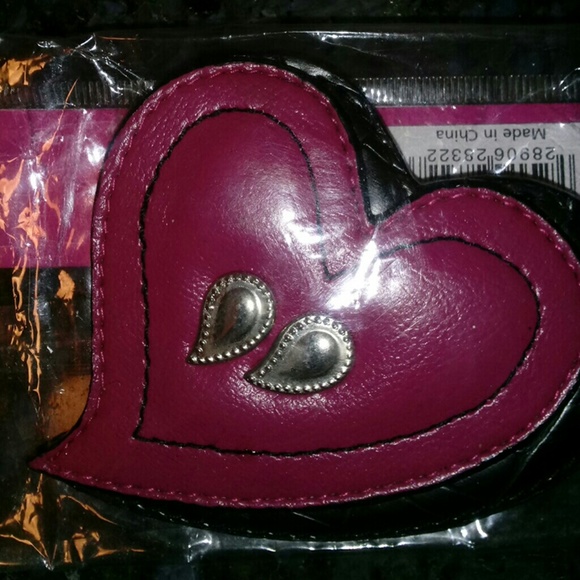 Pin - Picture 2 of 2