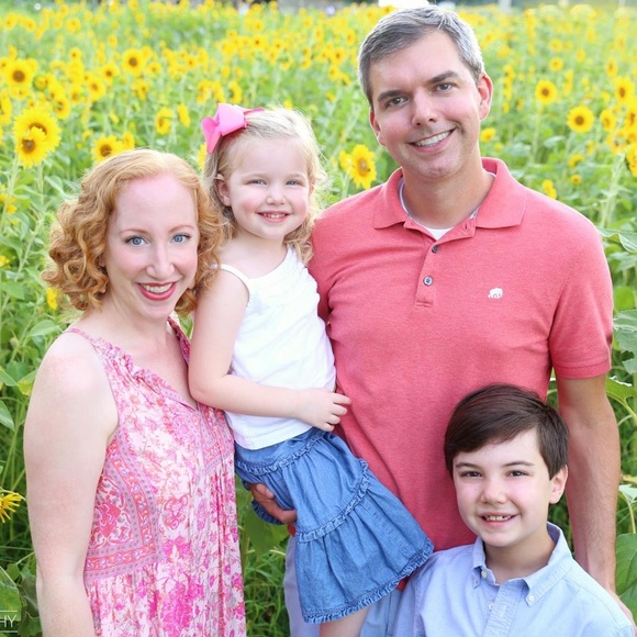 Meet your Posher, Brittany - Picture 1 of 2